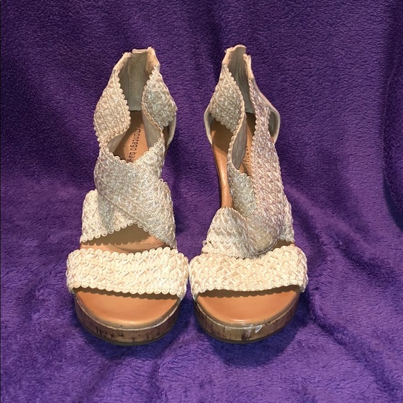 Wedges - Picture 1 of 4